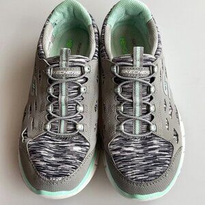 SKECHERS DUAL LITE SNEAKERS GUC